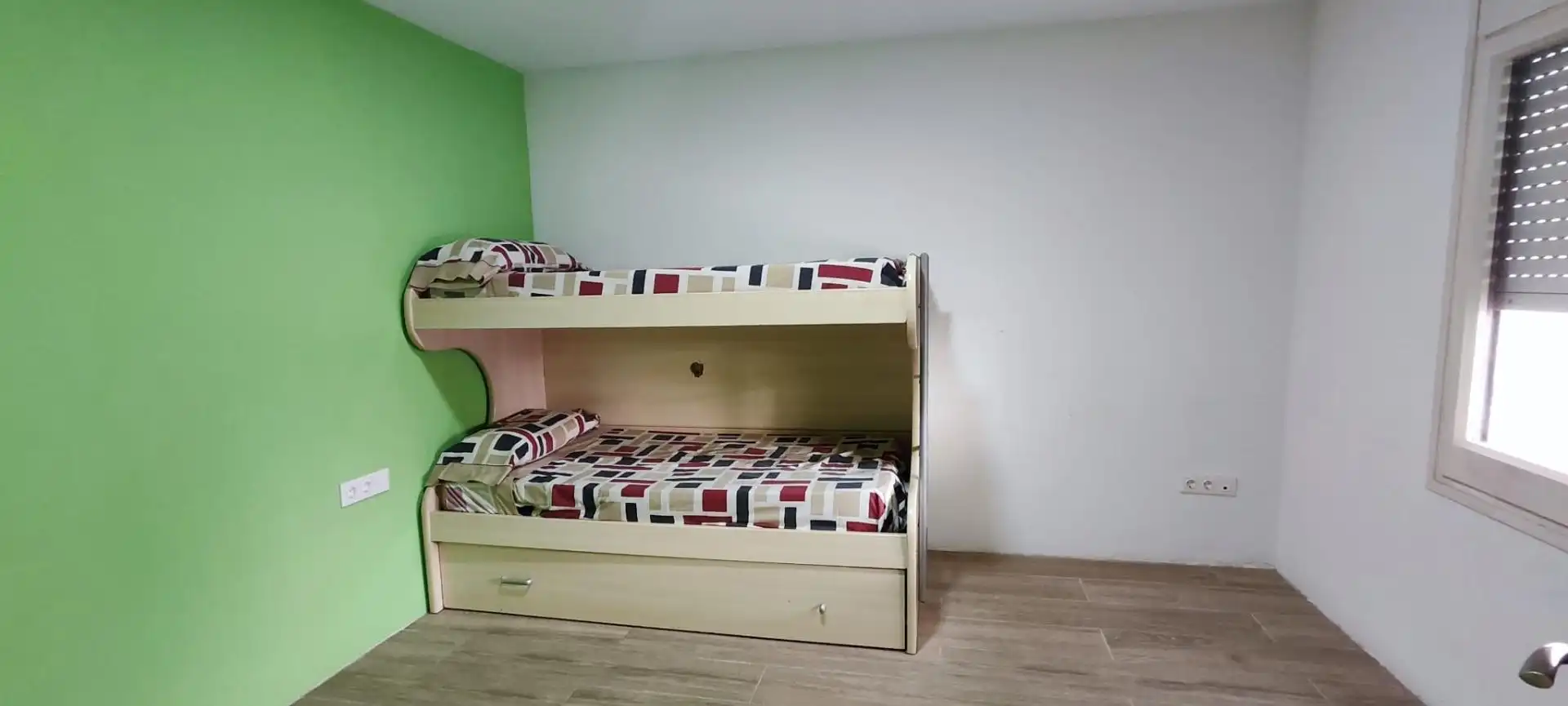 Dormitori de Casa o xalet en venda en Sant Hipòlit de Voltregà amb Terrassa i Balcó