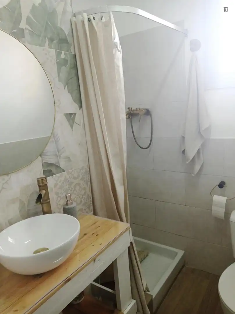 Bathroom of Apartments for rent in Barcelona  with Furnished, Oven and Washing machine