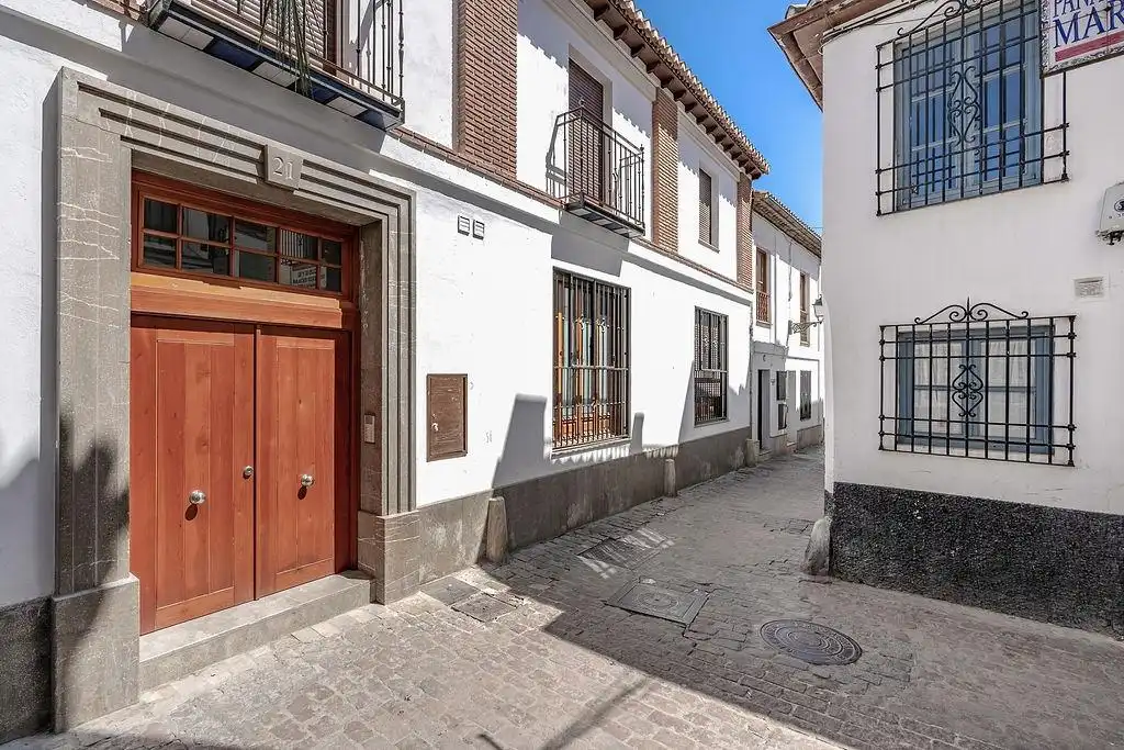 Exterior view of Office for sale in Granada