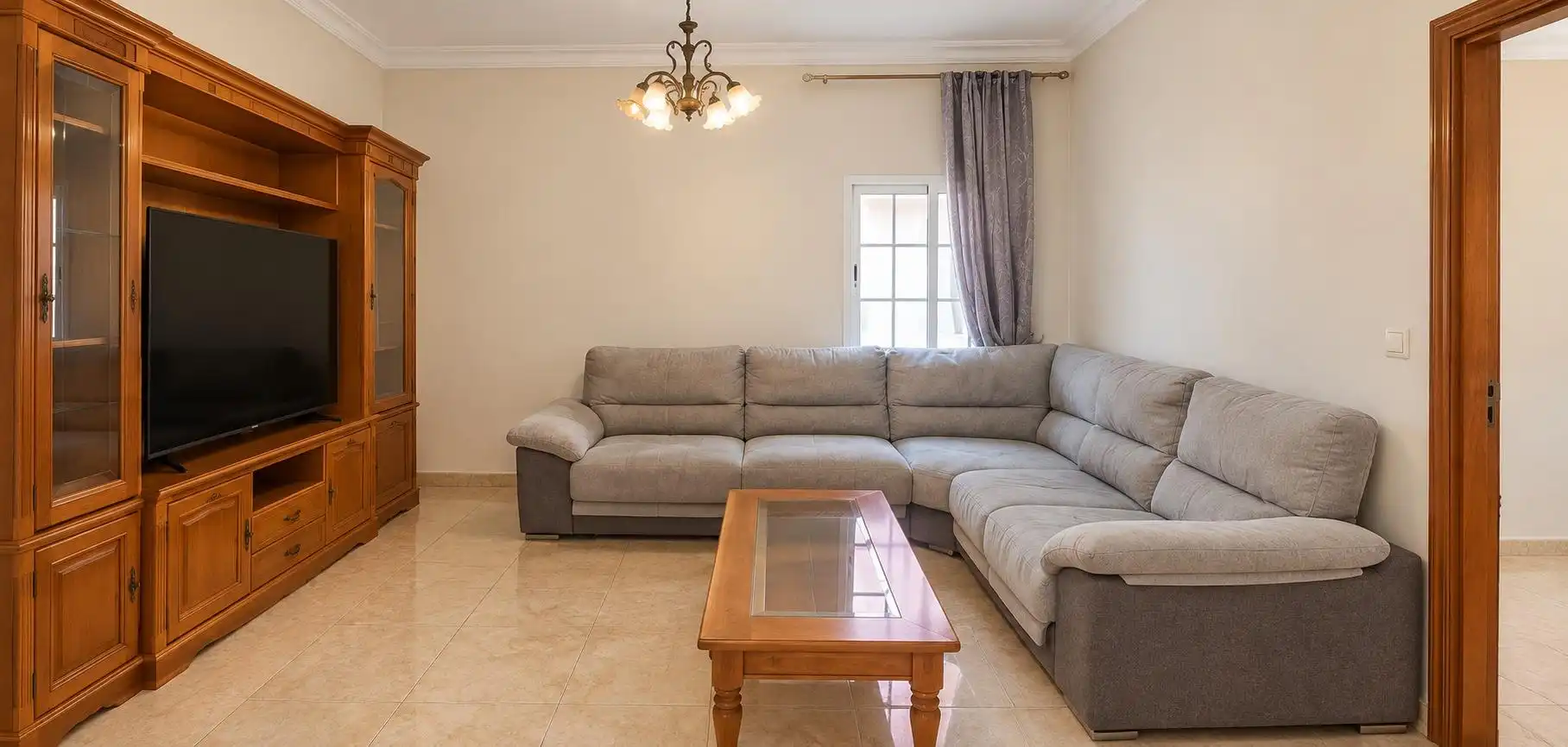 Piso en venta en La Línea de la Concepción, Cádiz