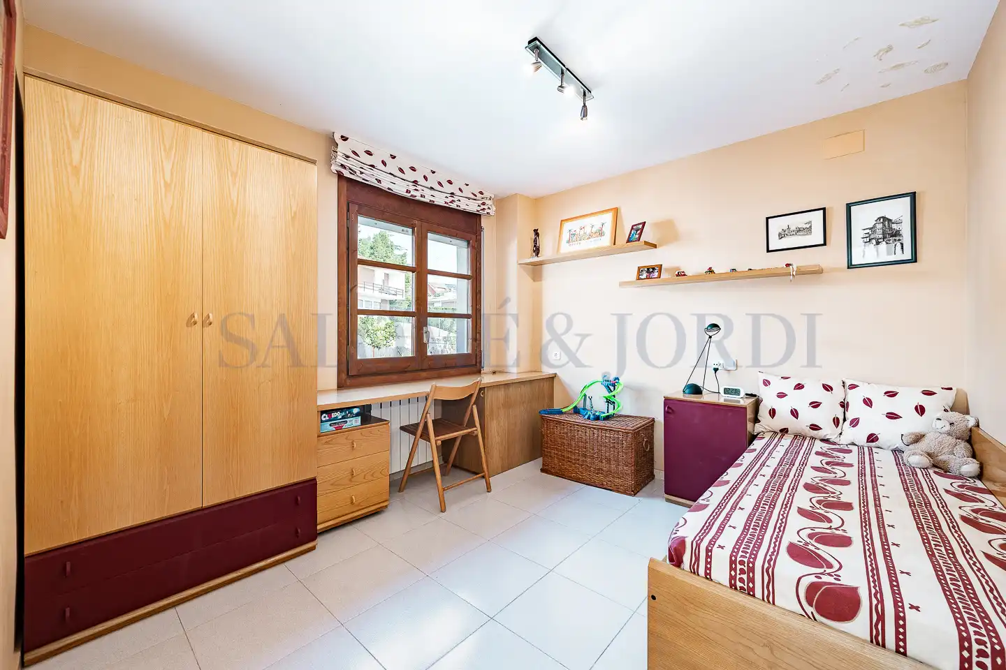 Schlafzimmer von Einfamilien-Reihenhaus zum Verkauf in Sant Andreu de Llavaneres mit Heizung, Privatgarten und Parkett