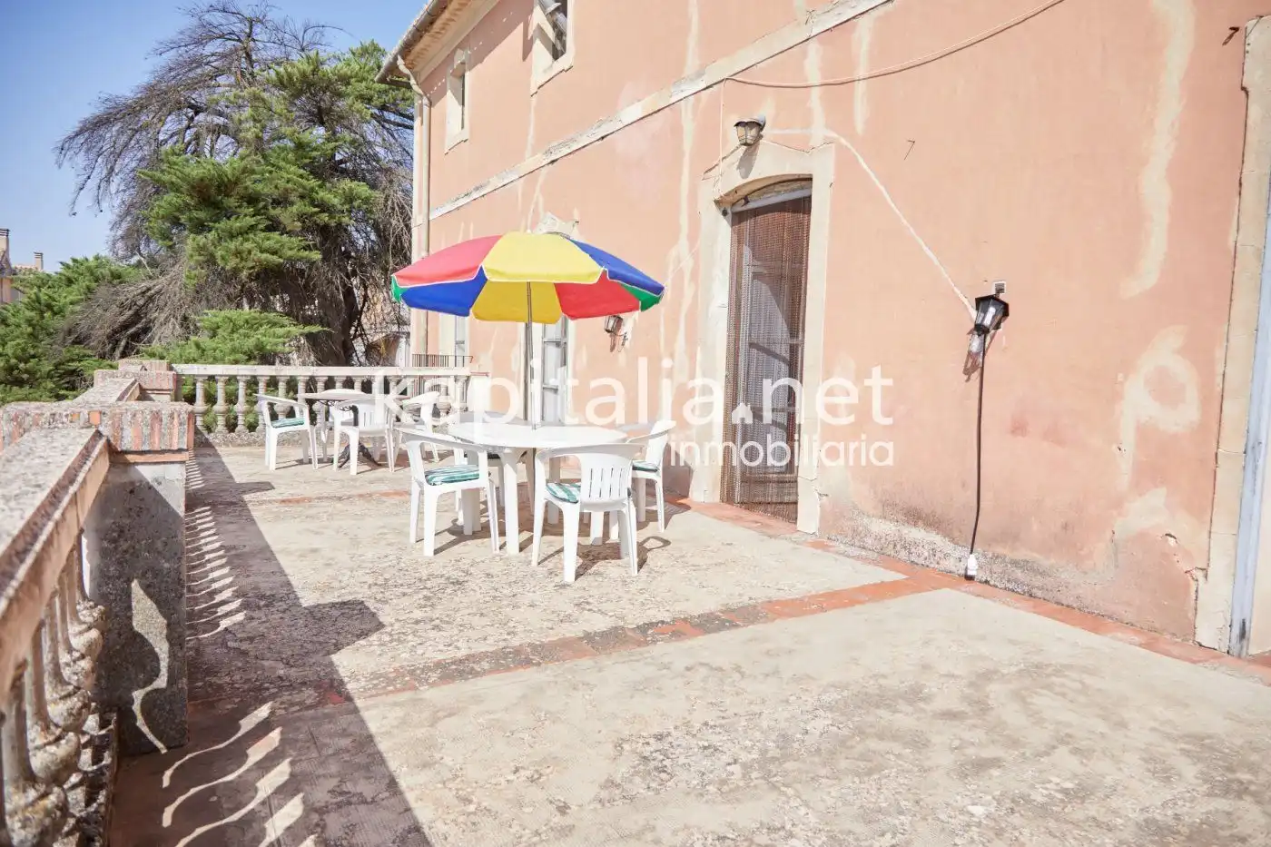 Country house zum Verkauf in Bocairent mit Privatgarten, Terrasse und Balkon