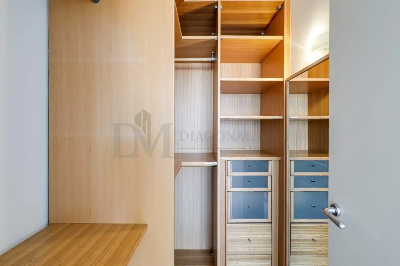 Habitación de Piso en venta en Barcelona con Aire acondicionado, Calefacción y Terraza