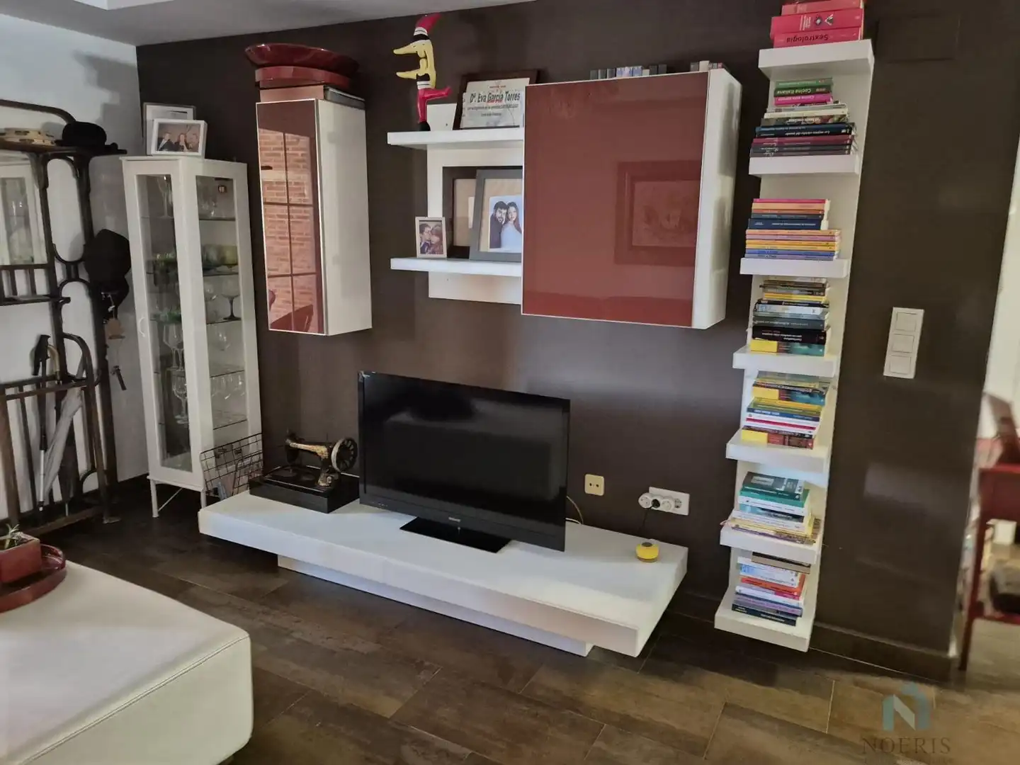Living room of Flat for share in Catarroja  with Terrace, Furnished and Balcony