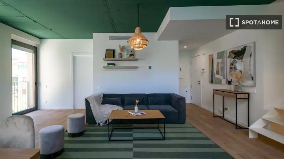 Sala d'estar de Pis de lloguer en Barcelona amb Aire condicionat, Calefacció i Moblat