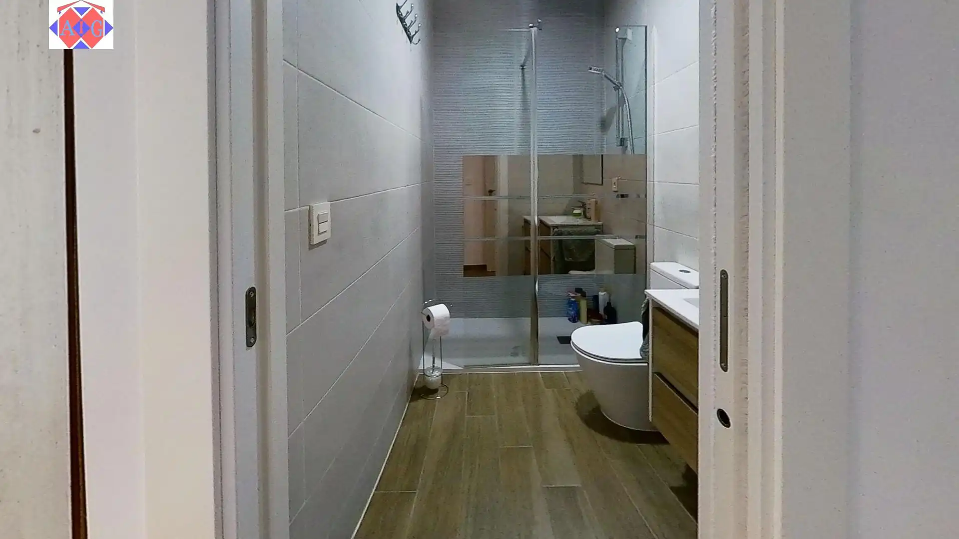 Baño de Piso en venta en Gualchos con Aire acondicionado, Calefacción y Terraza