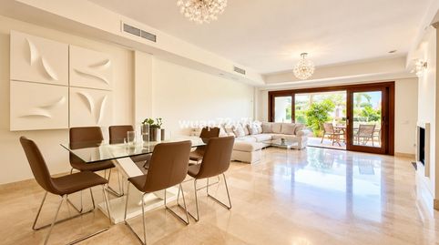 Foto 2 de Piso en venta en La Carolina - Guadalpín, Marbella