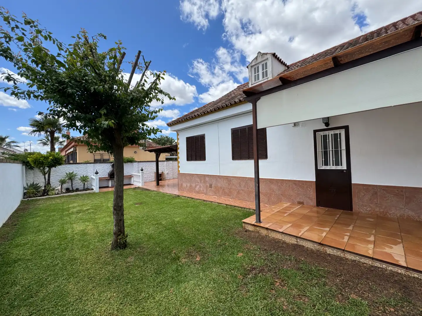 Jardín de Casa o chalet de alquiler en Espartinas con Aire acondicionado, Calefacción y Jardín privado