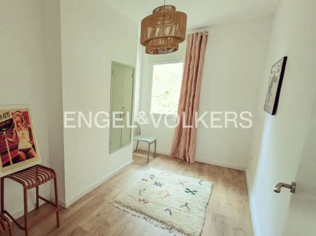 Schlafzimmer von Wohnung zur Miete in Valencia mit Klimaanlage, Heizung und Parkett