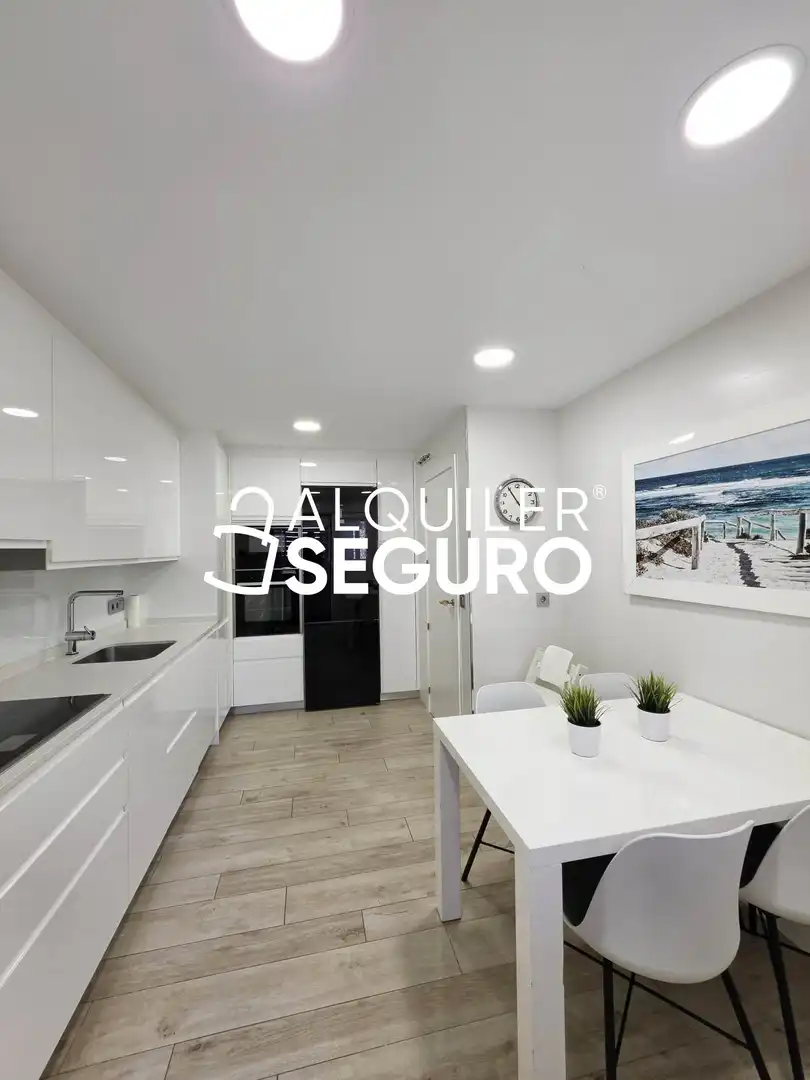 Kitchen of Flat for rent in Boadilla del Monte  with Air Conditioner, Heating and Terrace