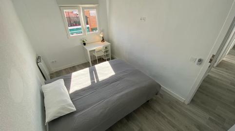 Photo 5 of Flat to share in Calle Encarnación Oviol, 43, Los Rosales, Madrid