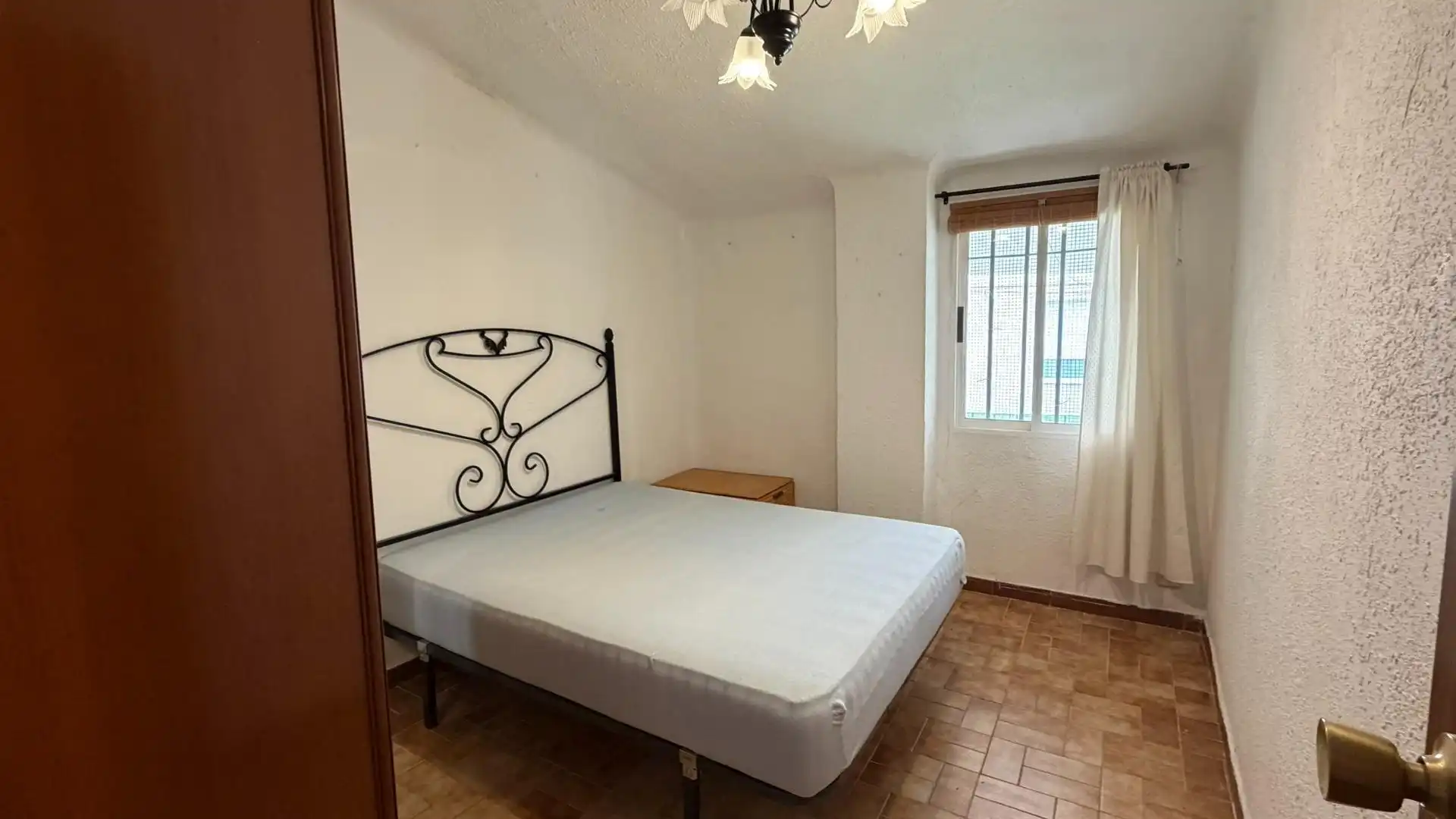 Habitación de Piso en venta en Zaragoza