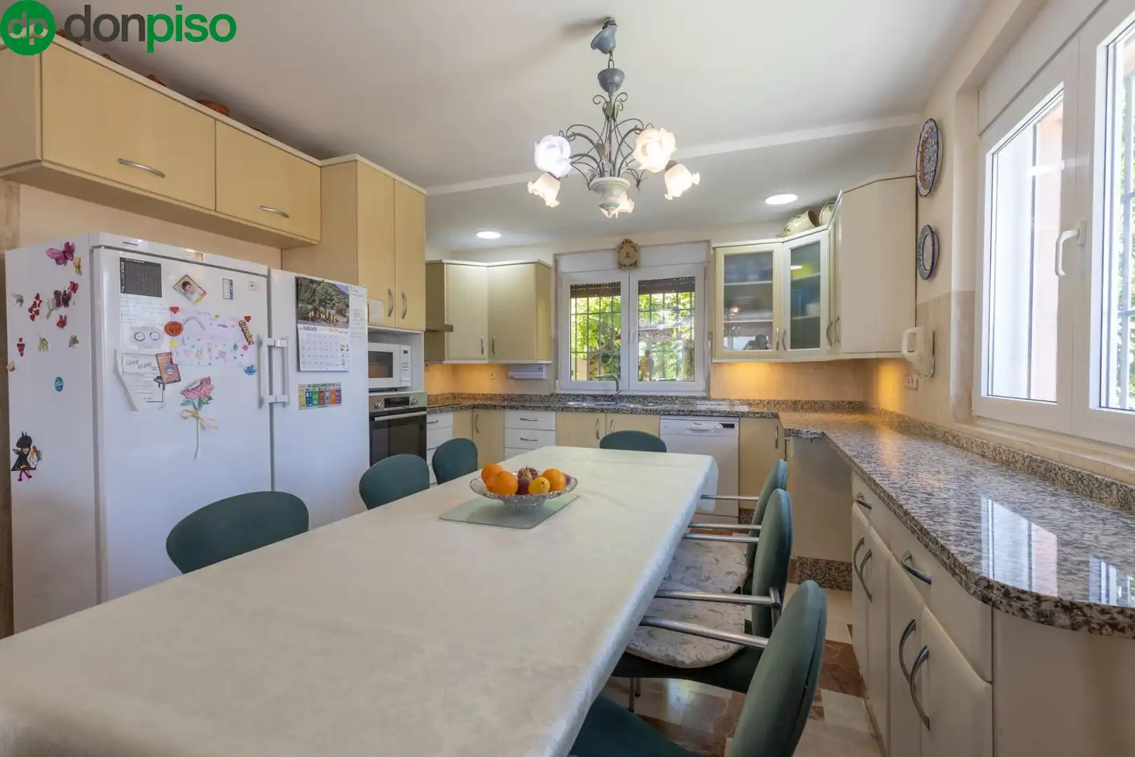 House with pool for sale in Avenida MONTEVIVE, imagen 16