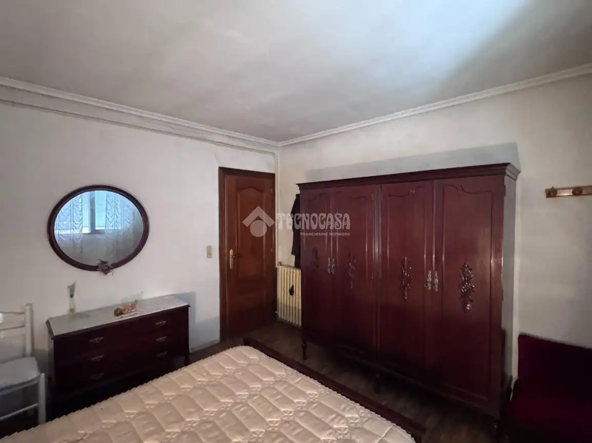 Habitación de Edificio en venta en León Capital 