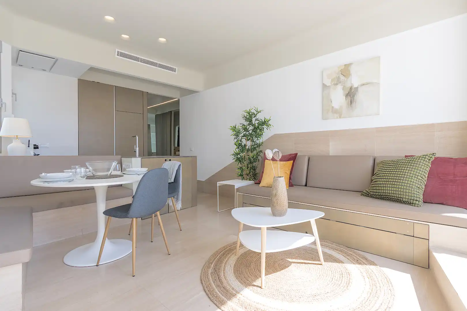 Sala d'estar de Àtic de lloguer en Madrid amb Aire condicionat, Calefacció i Terrassa