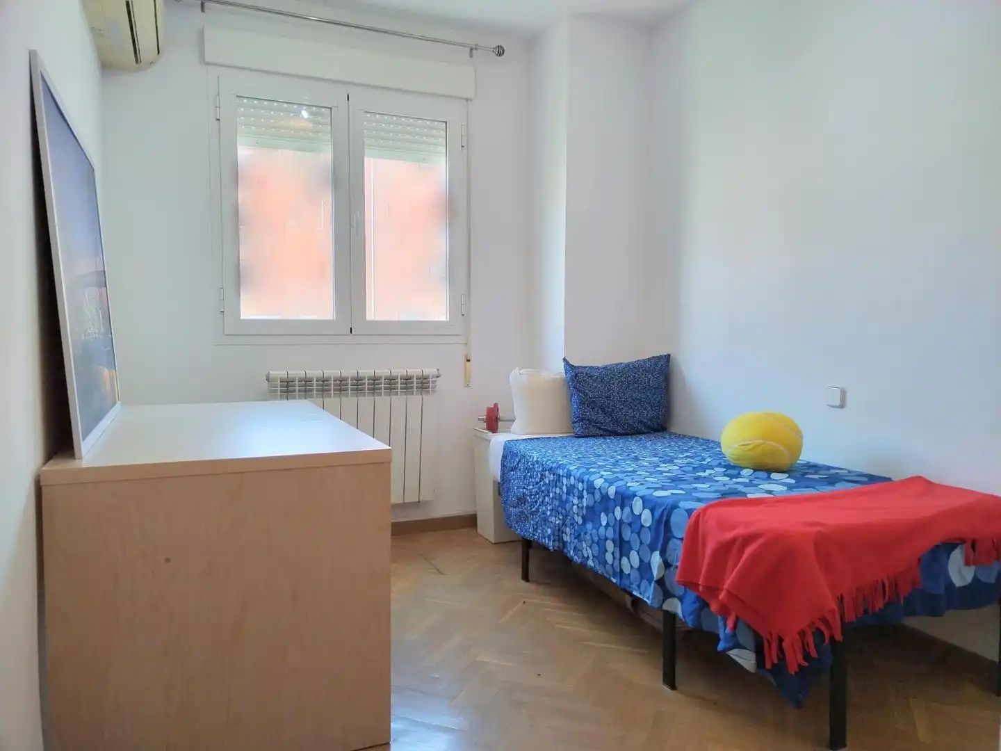 Bedroom of Flat for rent in Arganda del Rey  with Air Conditioner, Heating and Private garden