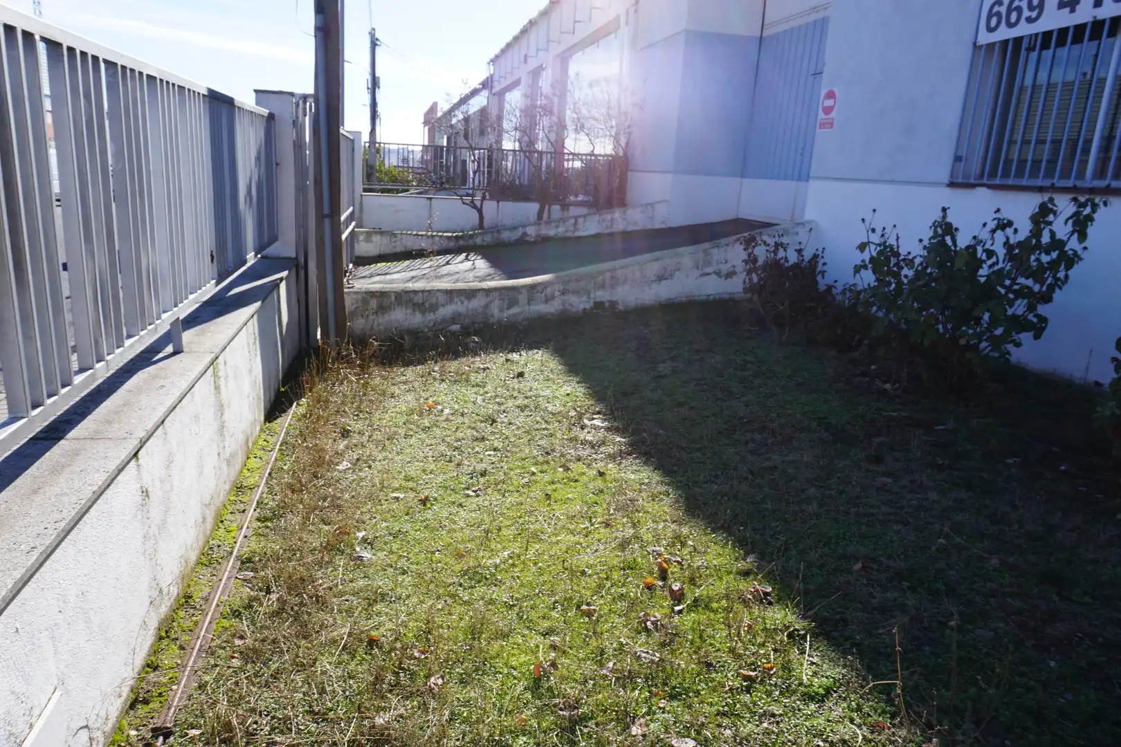 Nau industrial en venda en Ávila amb Alarma
