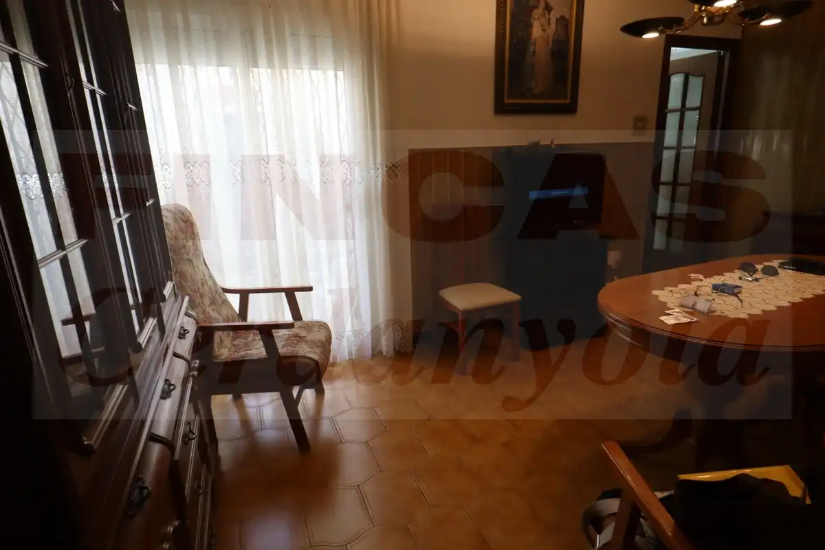 Sala de estar de Casa o chalet en venta en Cerdanyola del Vallès con Aire acondicionado, Calefacción y Terraza