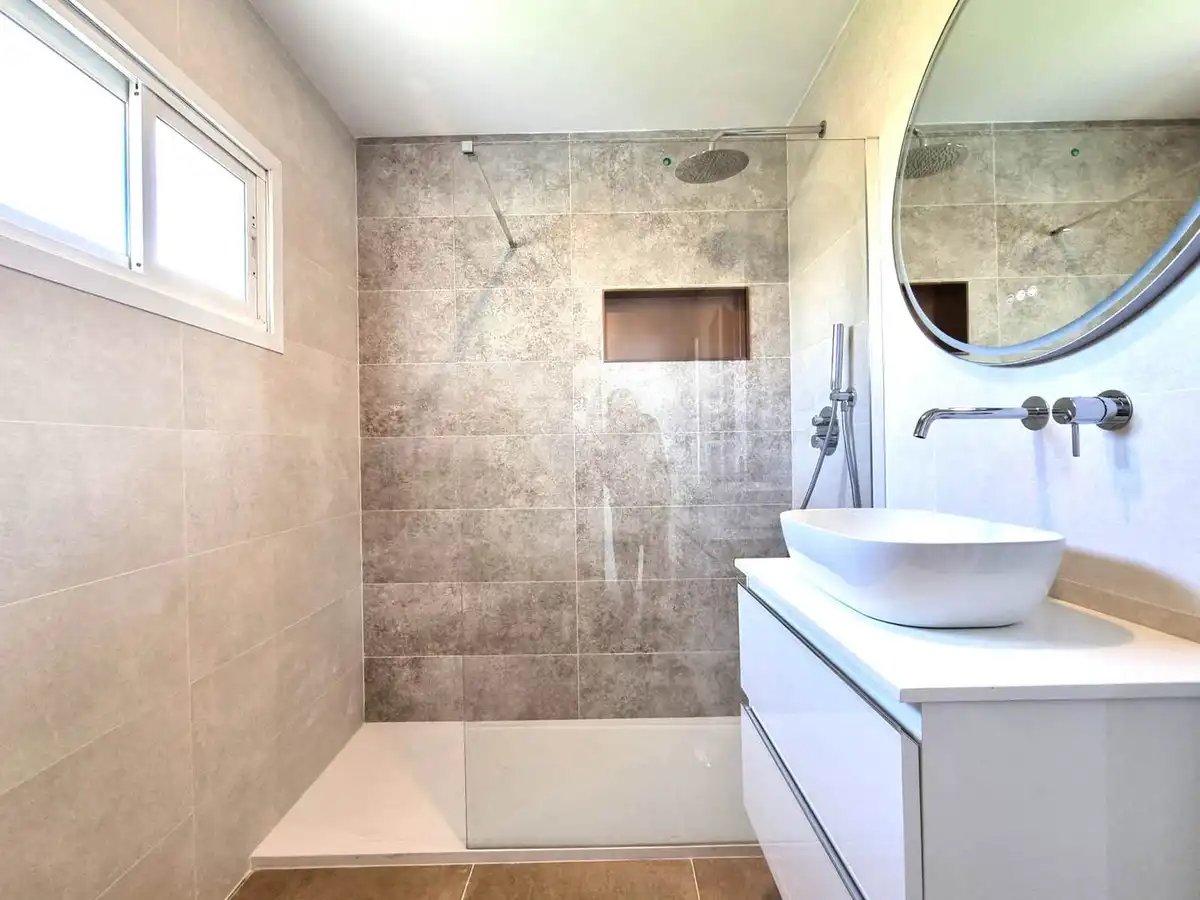 Apartamento con piscina en venta en Calahonda, imagen 13