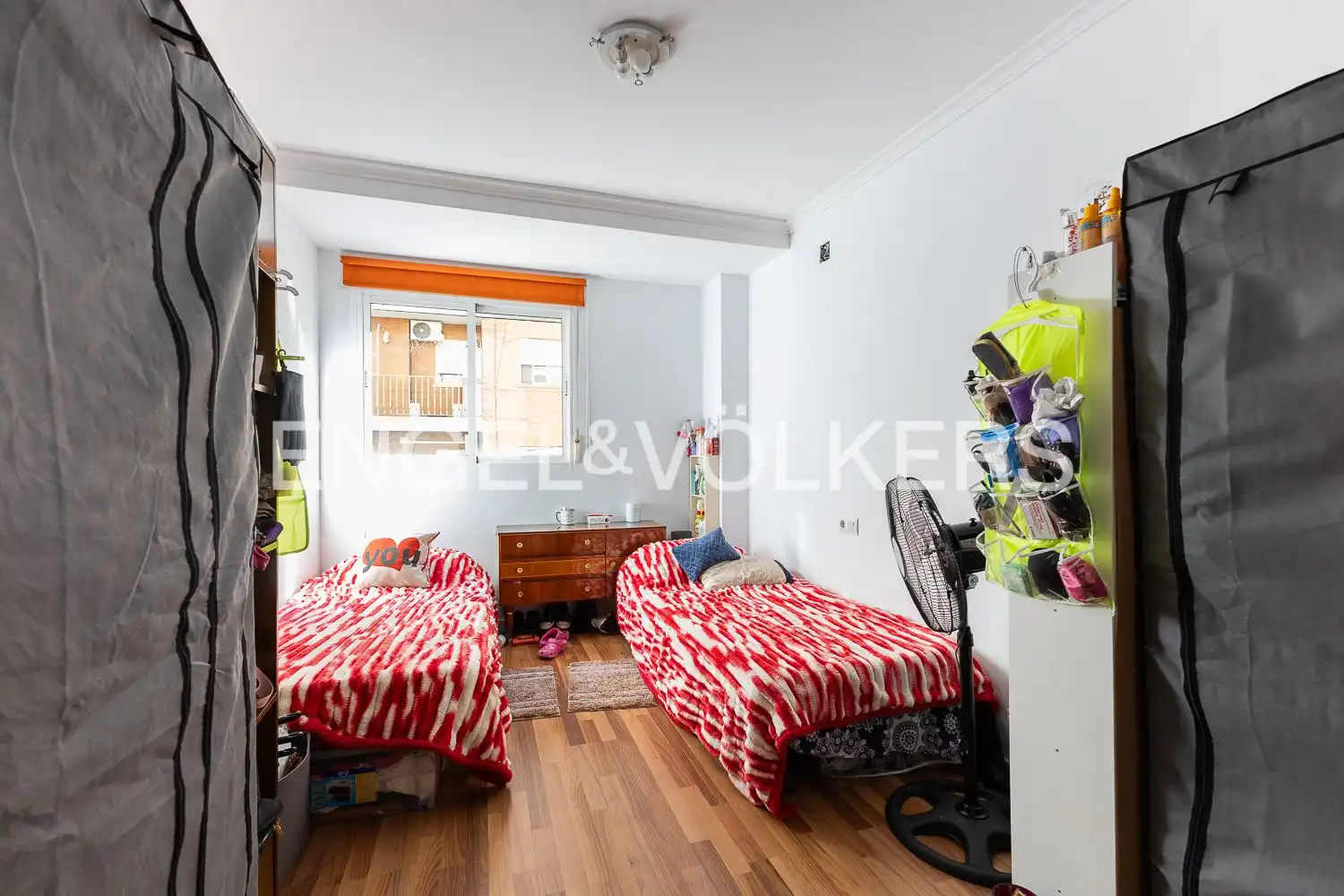 Habitación de Piso en venta en Valencia con Aire acondicionado, Calefacción y Amueblado