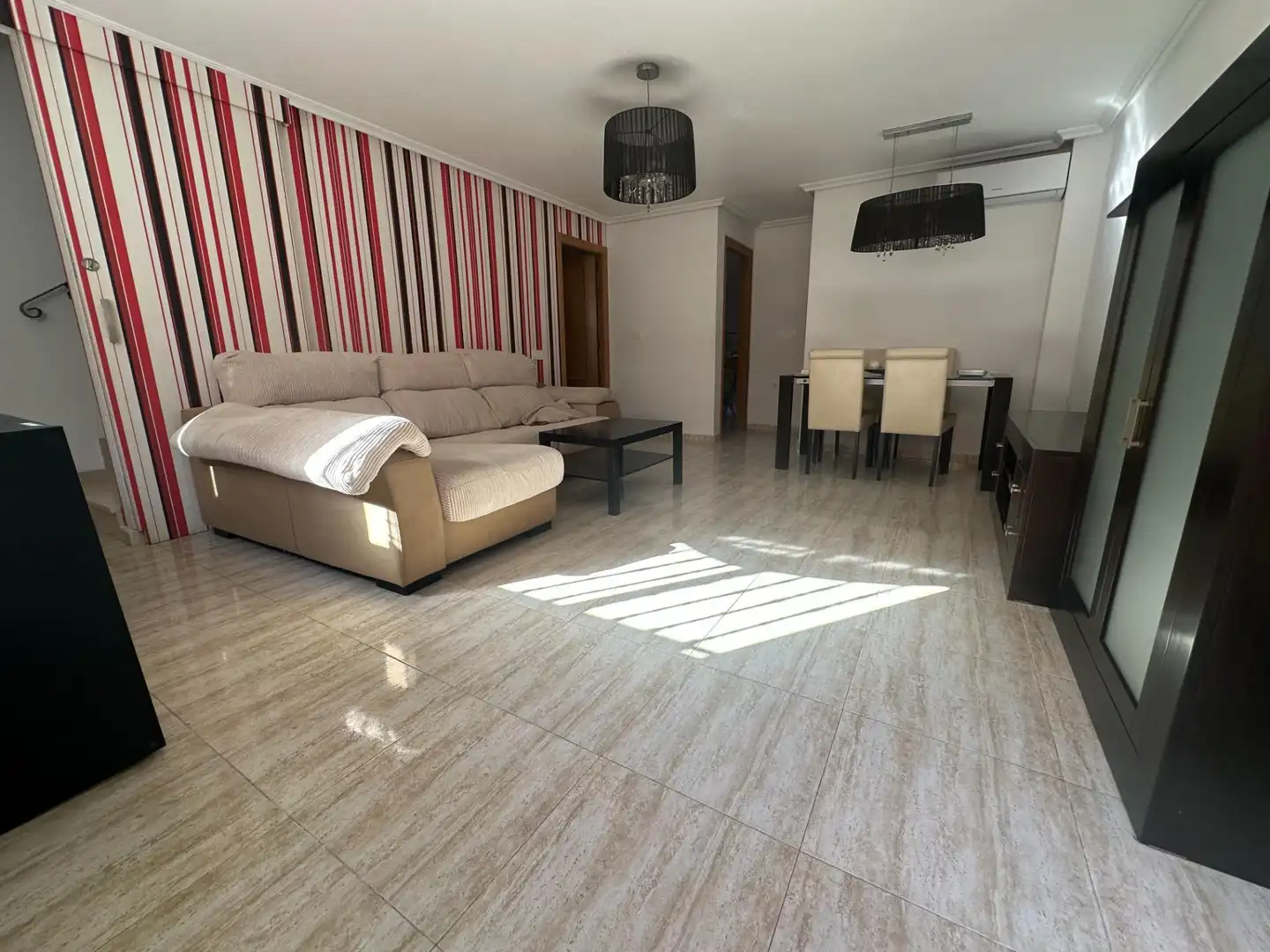 Adosado con piscina en venta en Calle Salvador Dalí, imagen 9