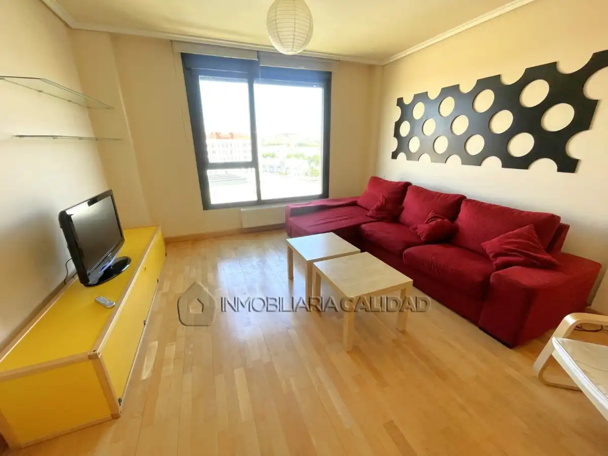 Living room of Flat for rent in Burgos  with Heating, Terrace and Storage room