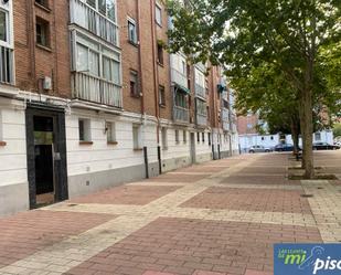 Exterior view of Flat for sale in Valladolid Capital  with Terrace and Balcony