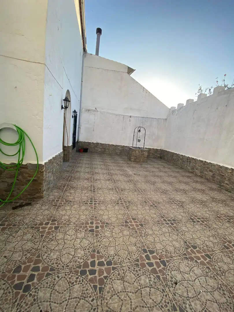 Terrassa de Casa o xalet en venda en Fuentes de León