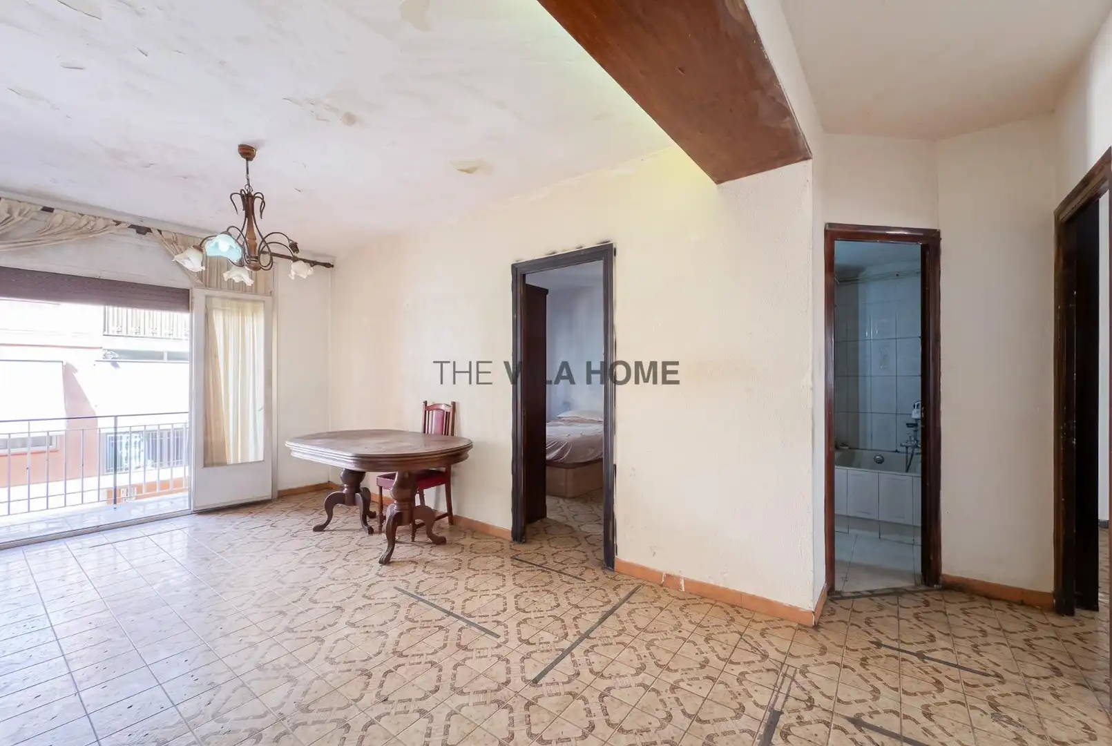 Wohnung zum Verkauf in Vilanova i la Geltrú mit Balkon