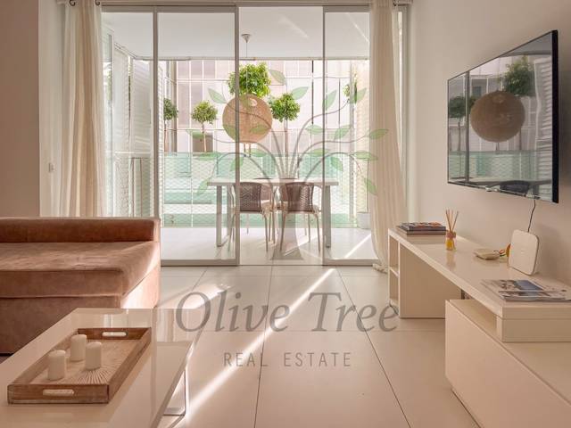 Apartamento en Alquiler en Carrer Historiador Joan Mari Caradona en Marina Botafoc - Platja de Talamanca