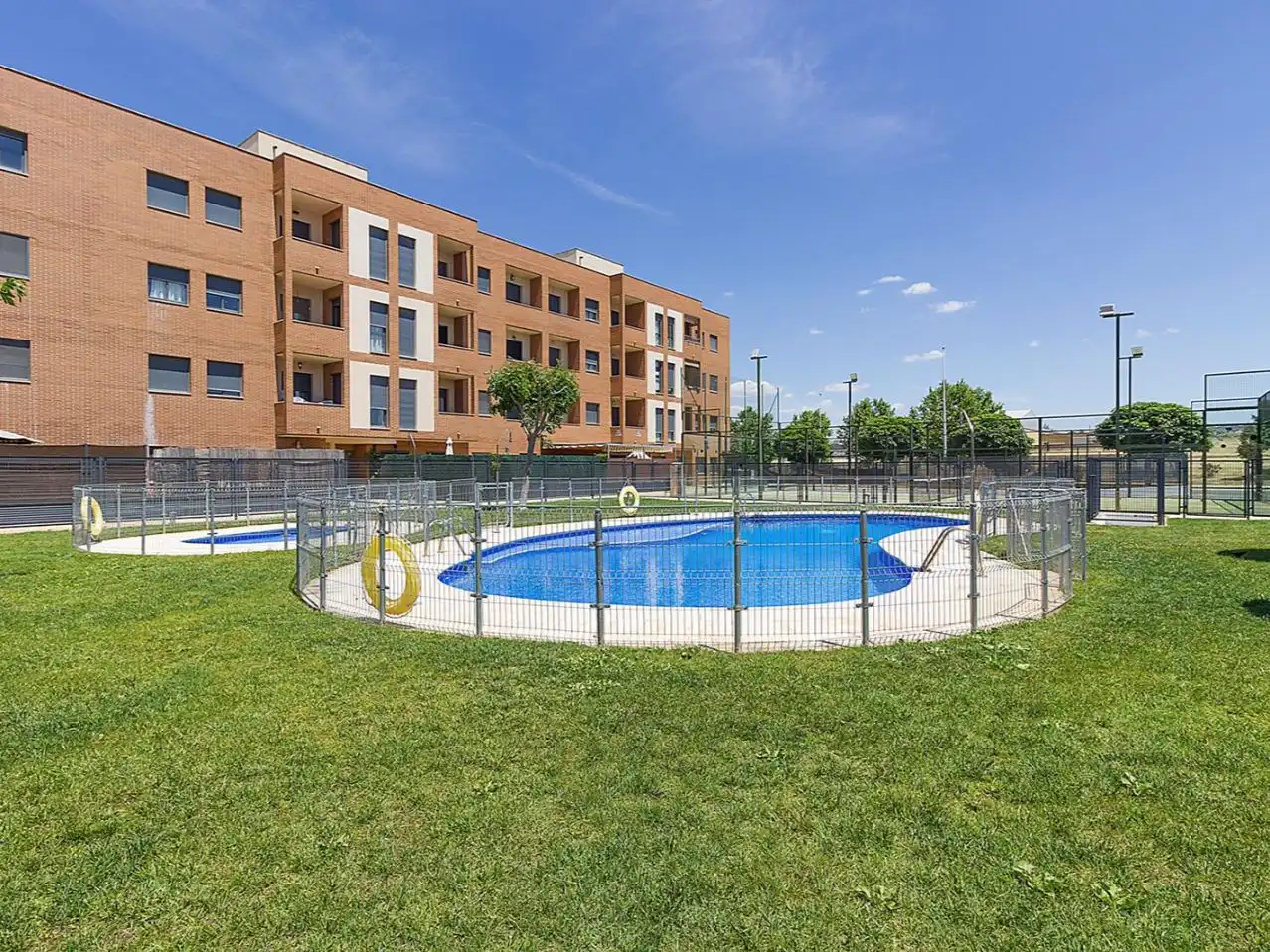 Swimming pool of Flat for rent in Este
