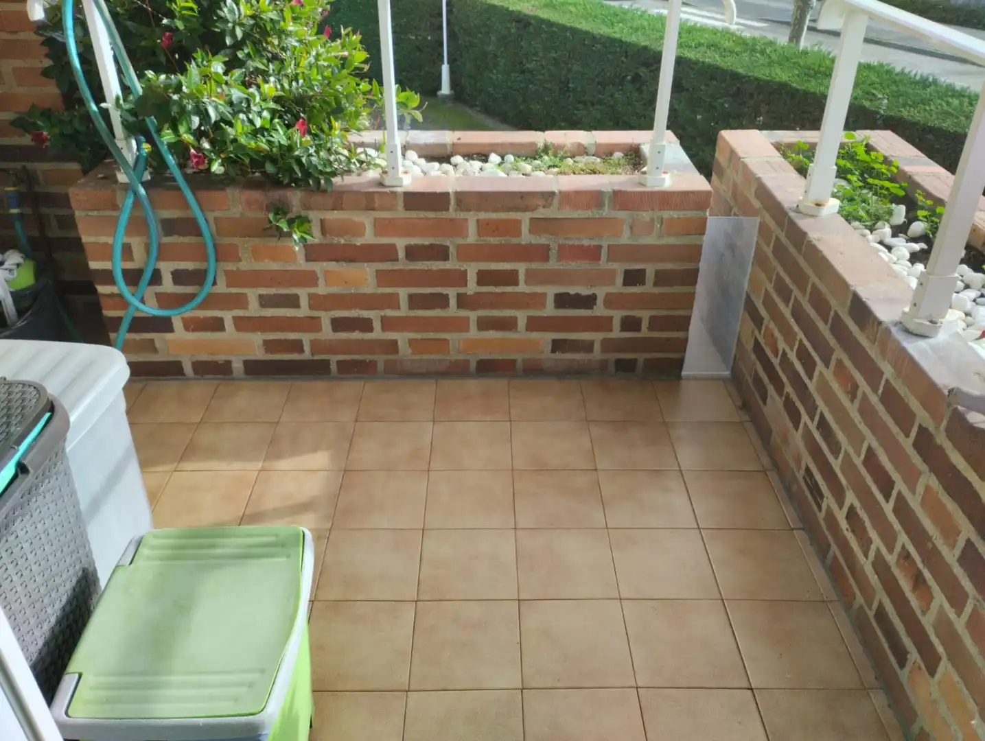 Jardín de Casa adosada en venta en Laredo con Calefacción, Jardín privado y Terraza