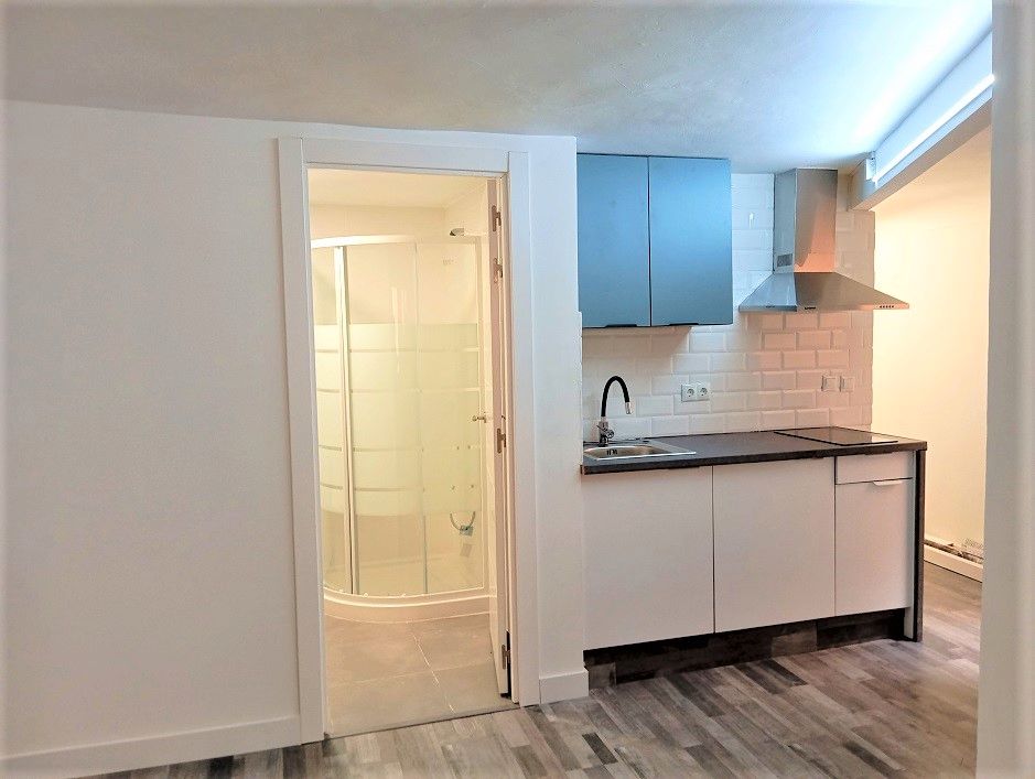 Kitchen of Study to rent in Elche / Elx  with Parquet flooring, Furnished and Washing machine