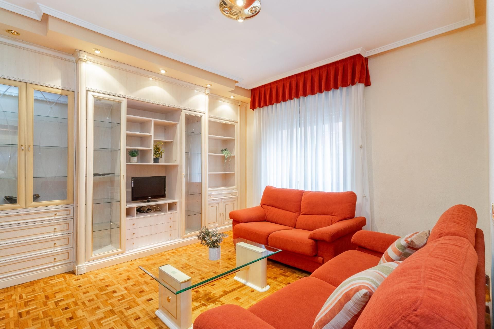 Sala de estar de Piso en venta en Mieres (Asturias) con Calefacción