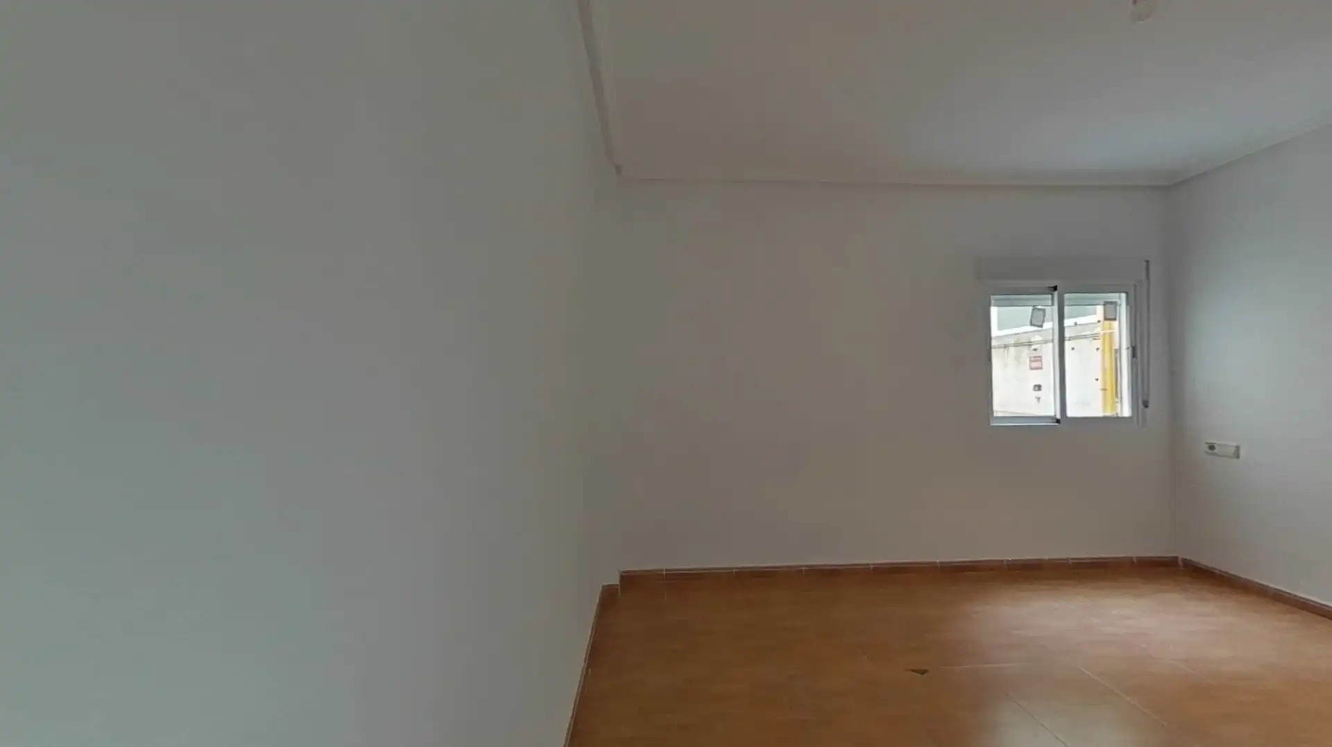 Piso en venta en Valencia con Balcón