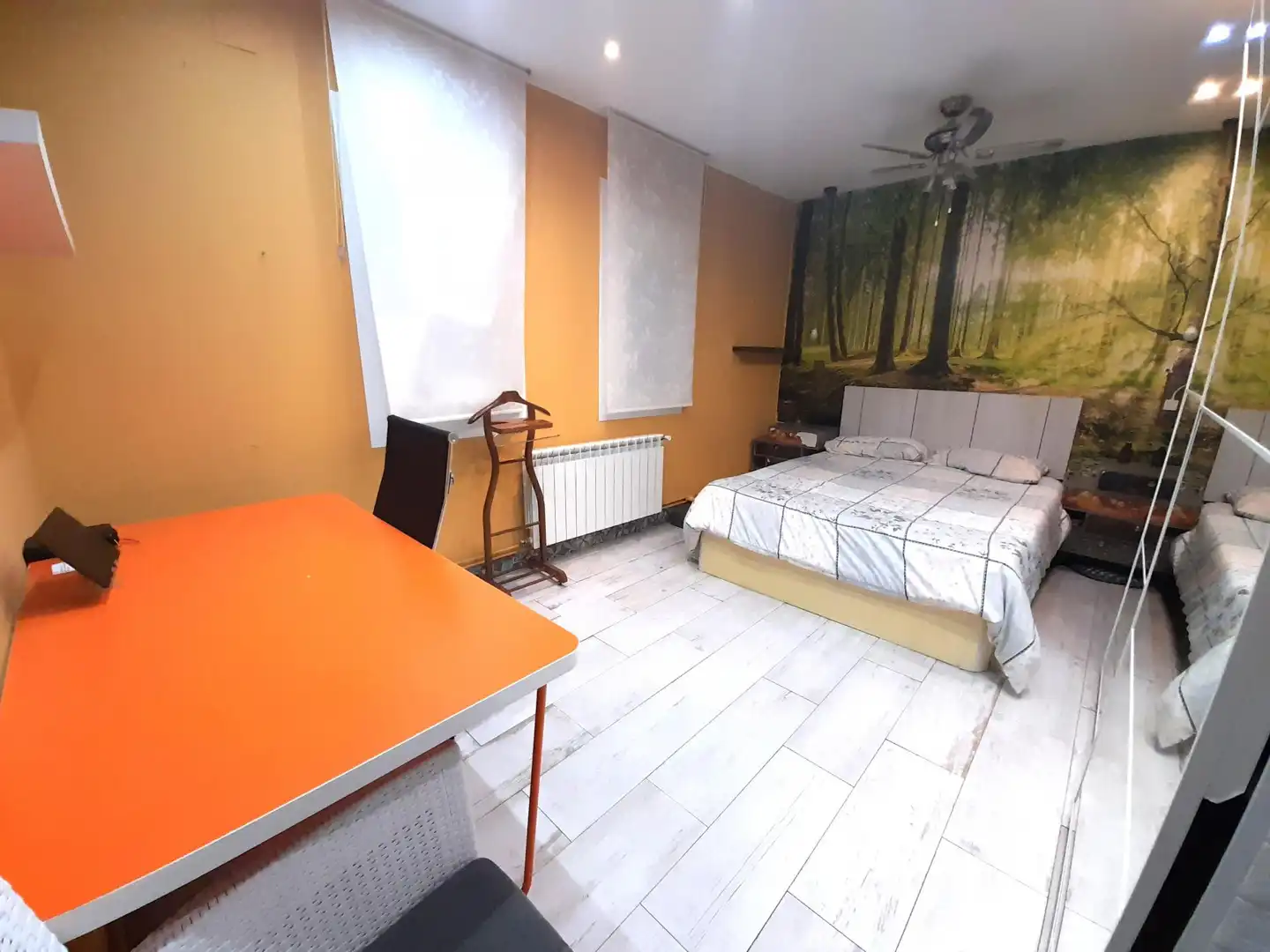 Habitación de Ático en venta en El Prat de Llobregat con Calefacción y Horno