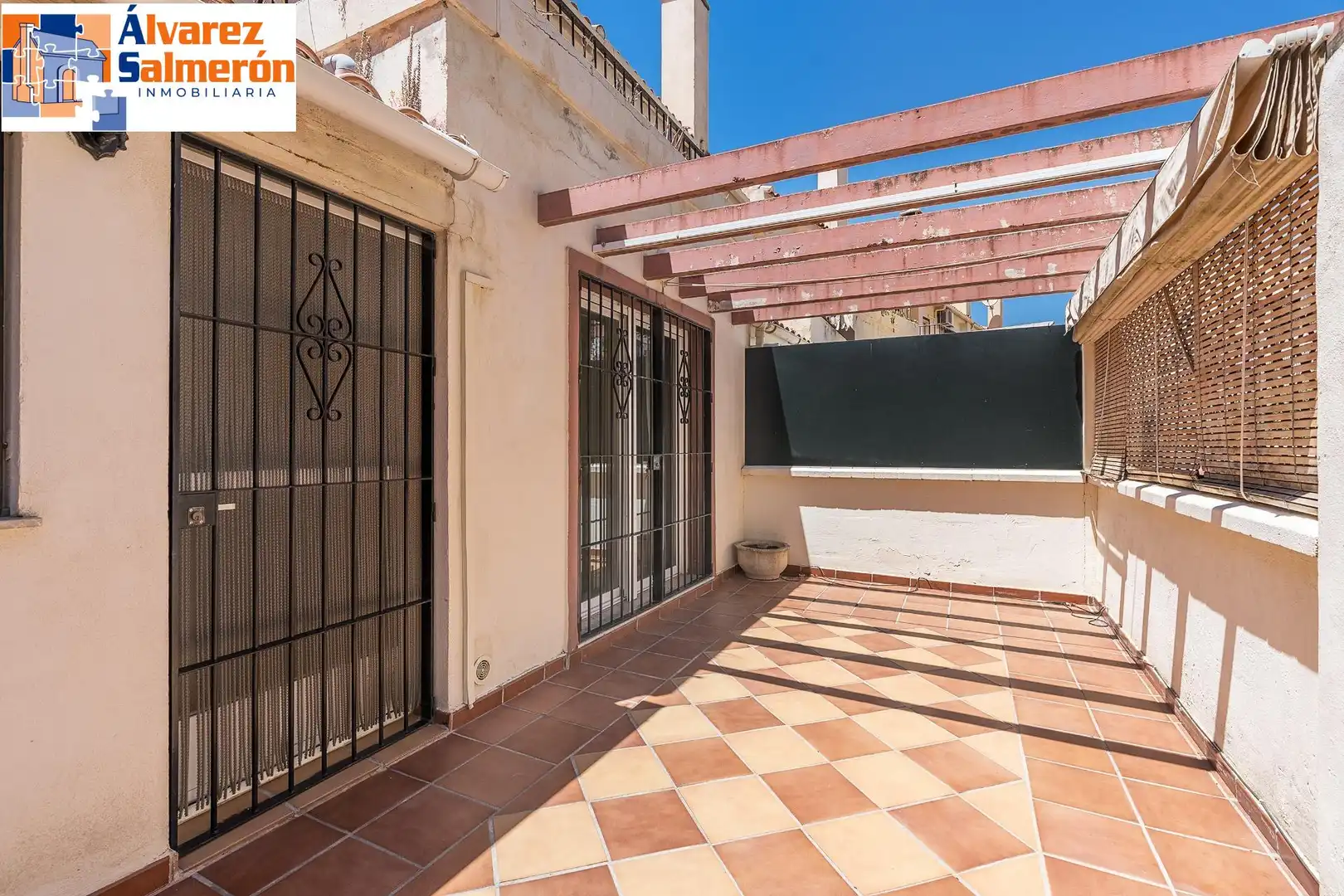 Terrassa de Casa adosada en venda en Huétor Vega amb Calefacció