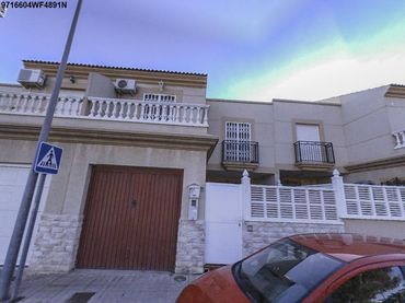 Adosado en venta en Huércal de Almería