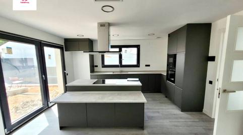 Foto 3 de Casa o xalet en venda a Calle Àngel Guimerà, Montflorit, Barcelona