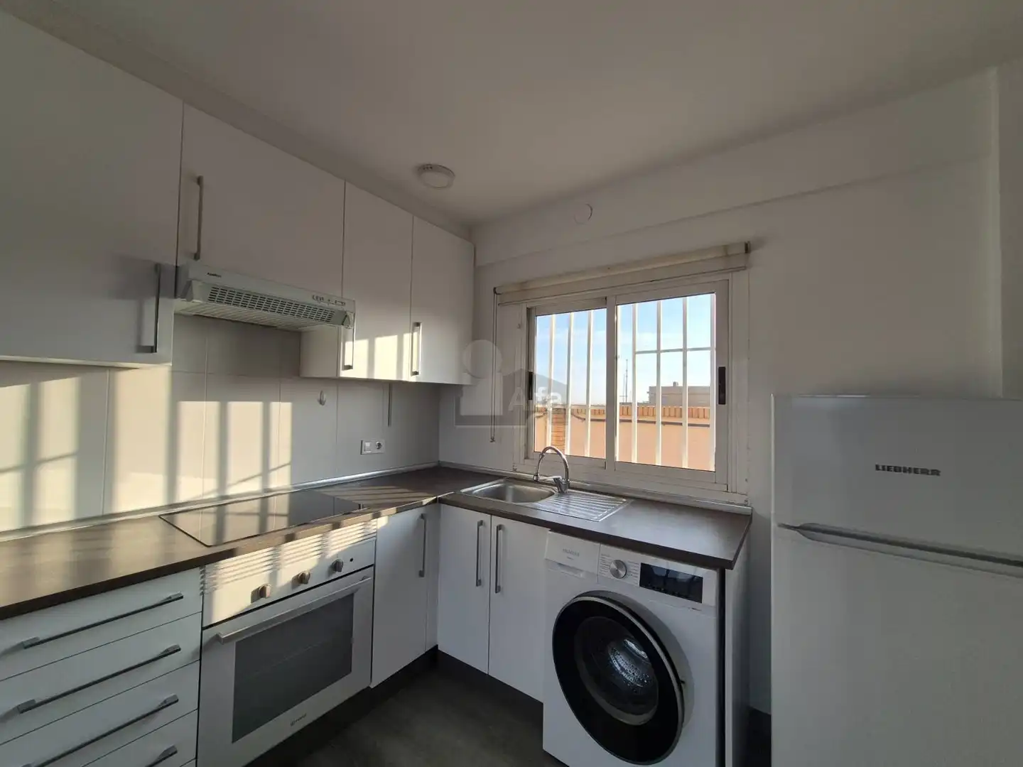 Attic for rent in Avinguda dels Tamarindes, 4, Nou Campanar