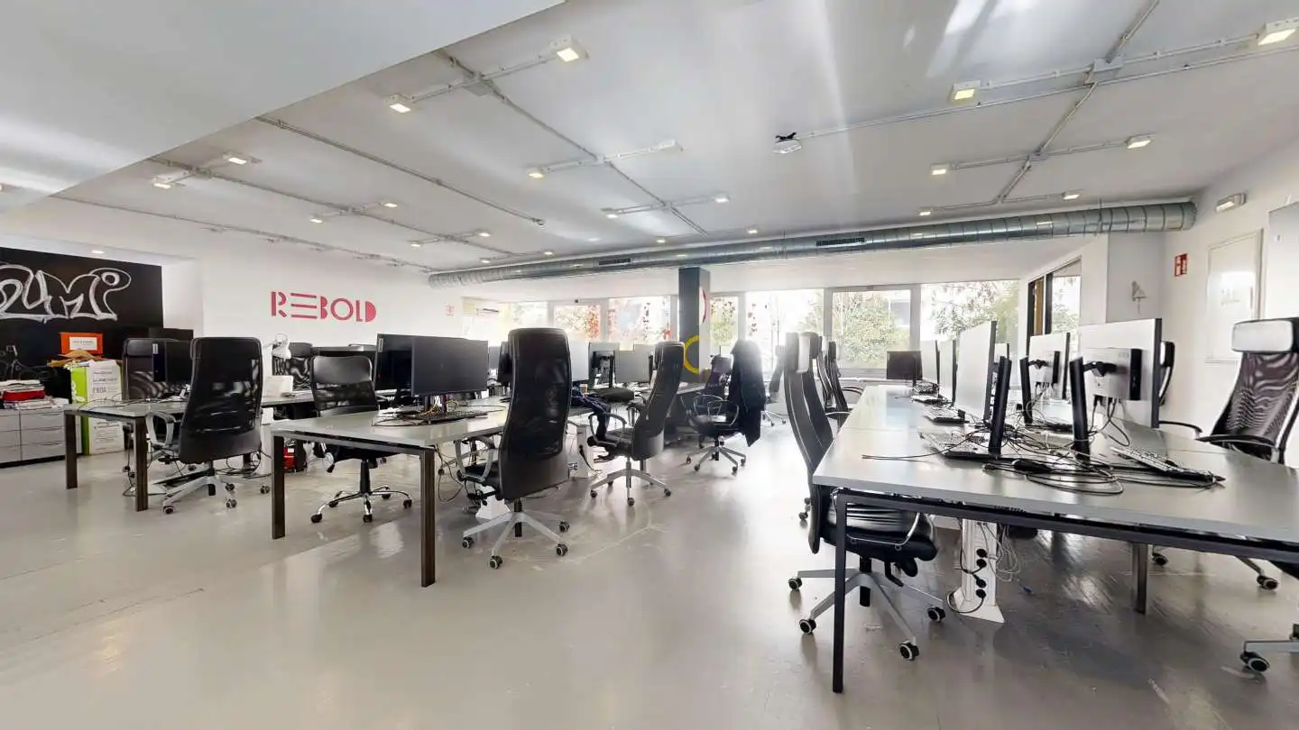 Office for sale in Madrid  with Air Conditioner, Heating and Storage room
