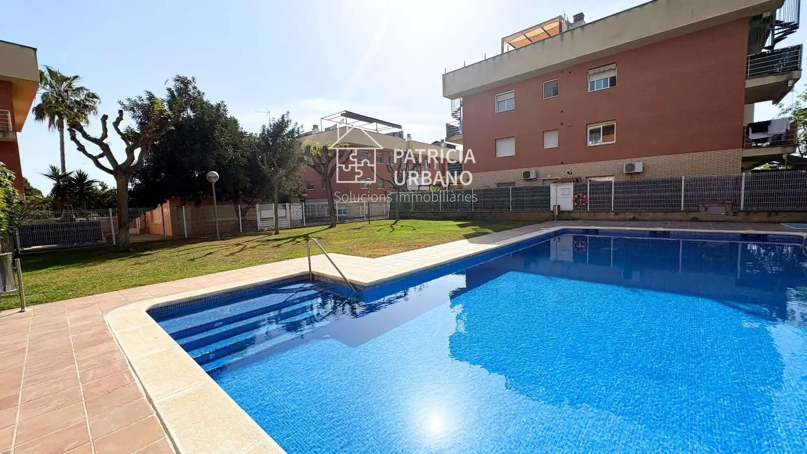 Piscina de Piso en venta en Cambrils con Calefacción, Terraza y Piscina