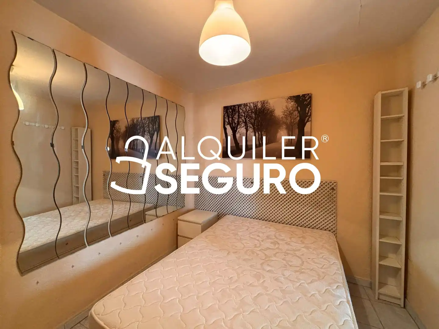 Bedroom of Flat for rent in Puente de Vallecas