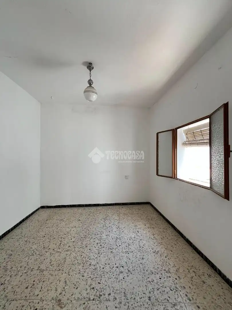 Casa o xalet en venda en Carmona amb Aire condicionat i Alarma