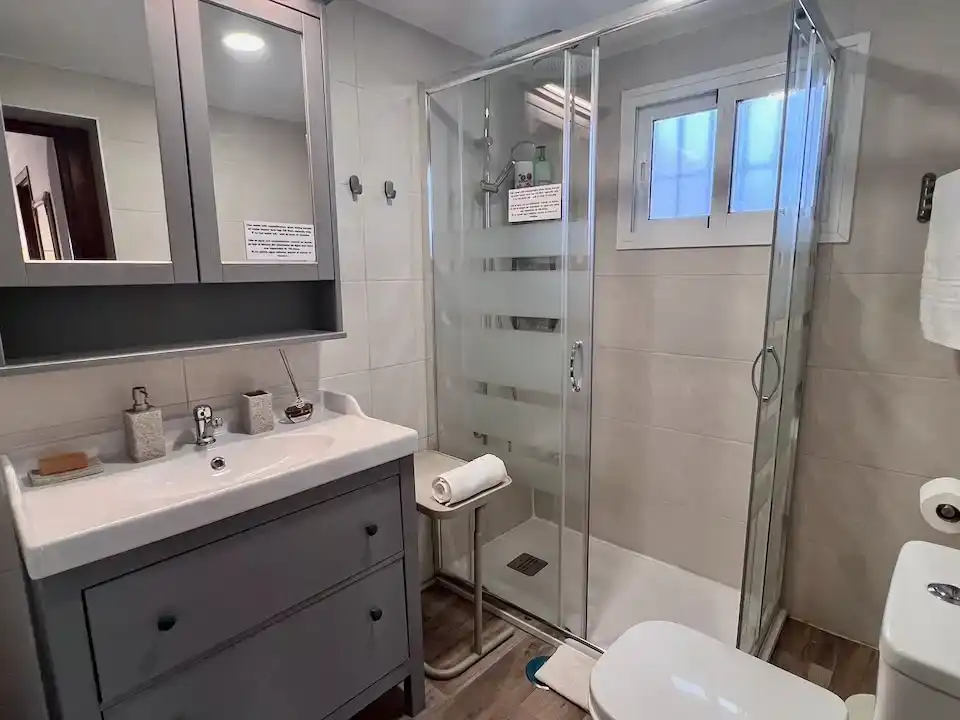 Baño de Piso en venta en Mijas con Aire acondicionado