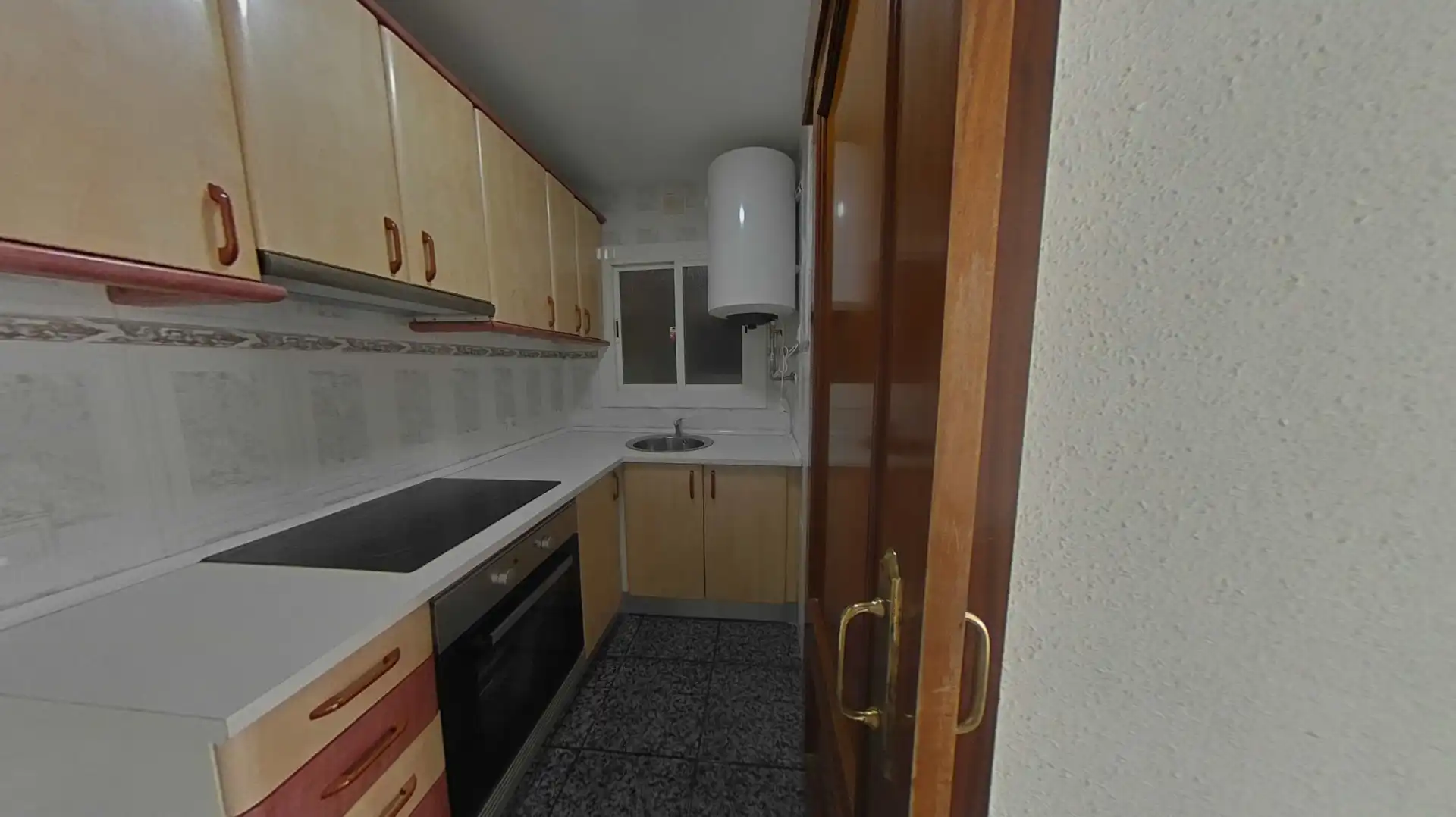 Küche von Wohnung zum Verkauf in L'Hospitalet de Llobregat mit Heizung