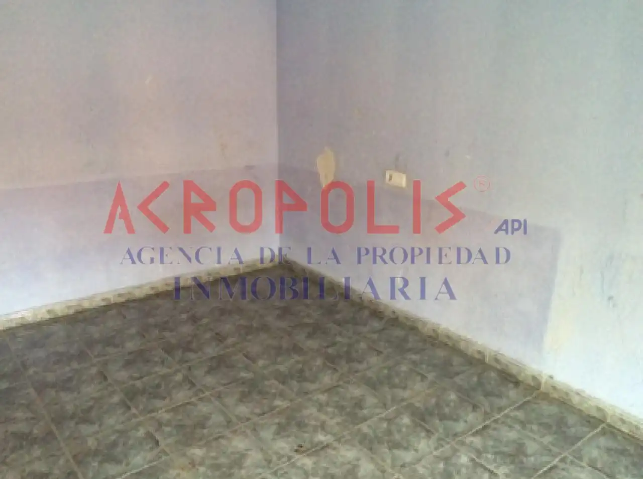 Apartamento en venta en Calle de Fermoselle 24, Pinilla