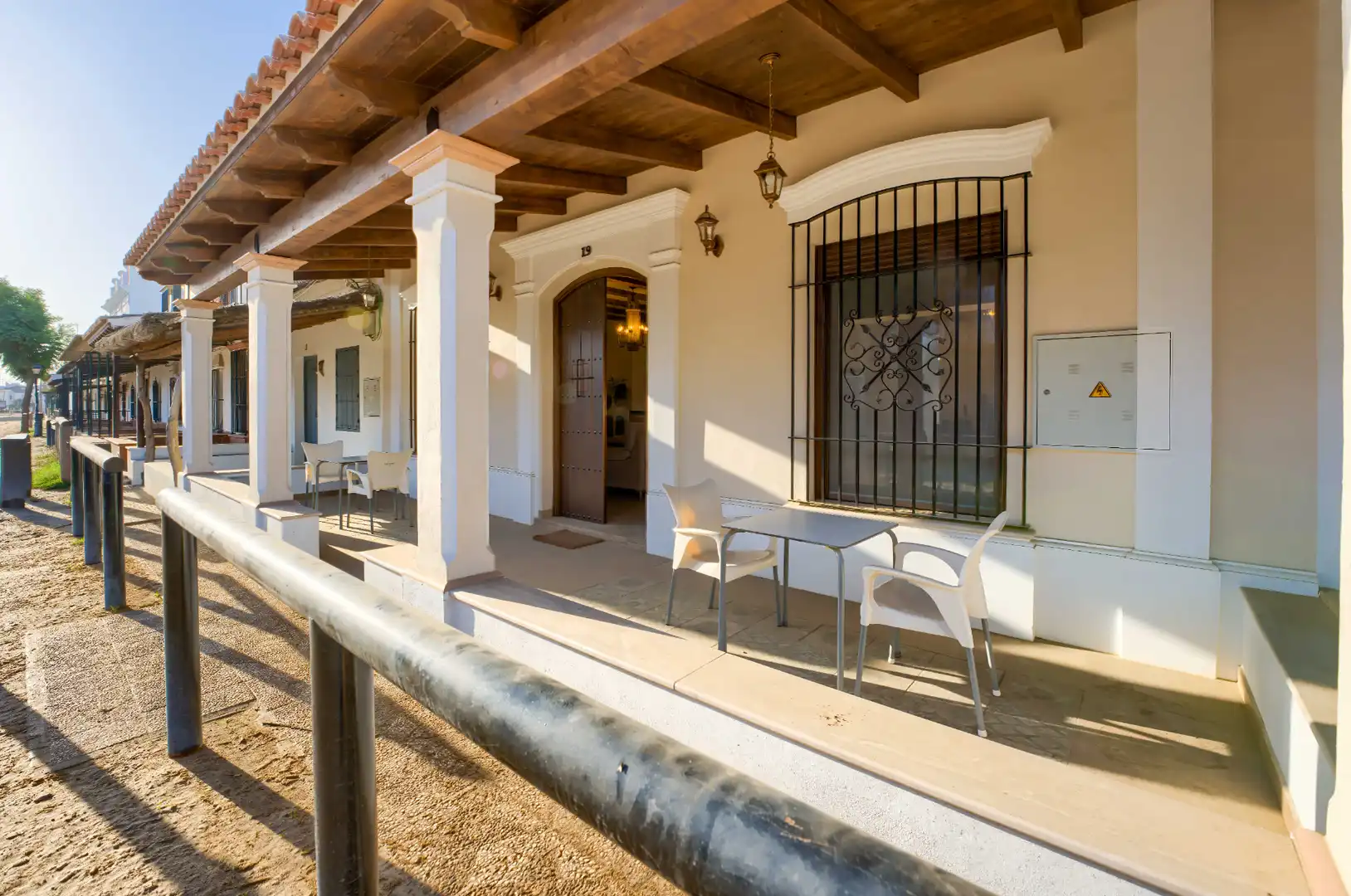 Vista exterior de Casa o chalet en venta en Almonte con Aire acondicionado, Terraza y Amueblado