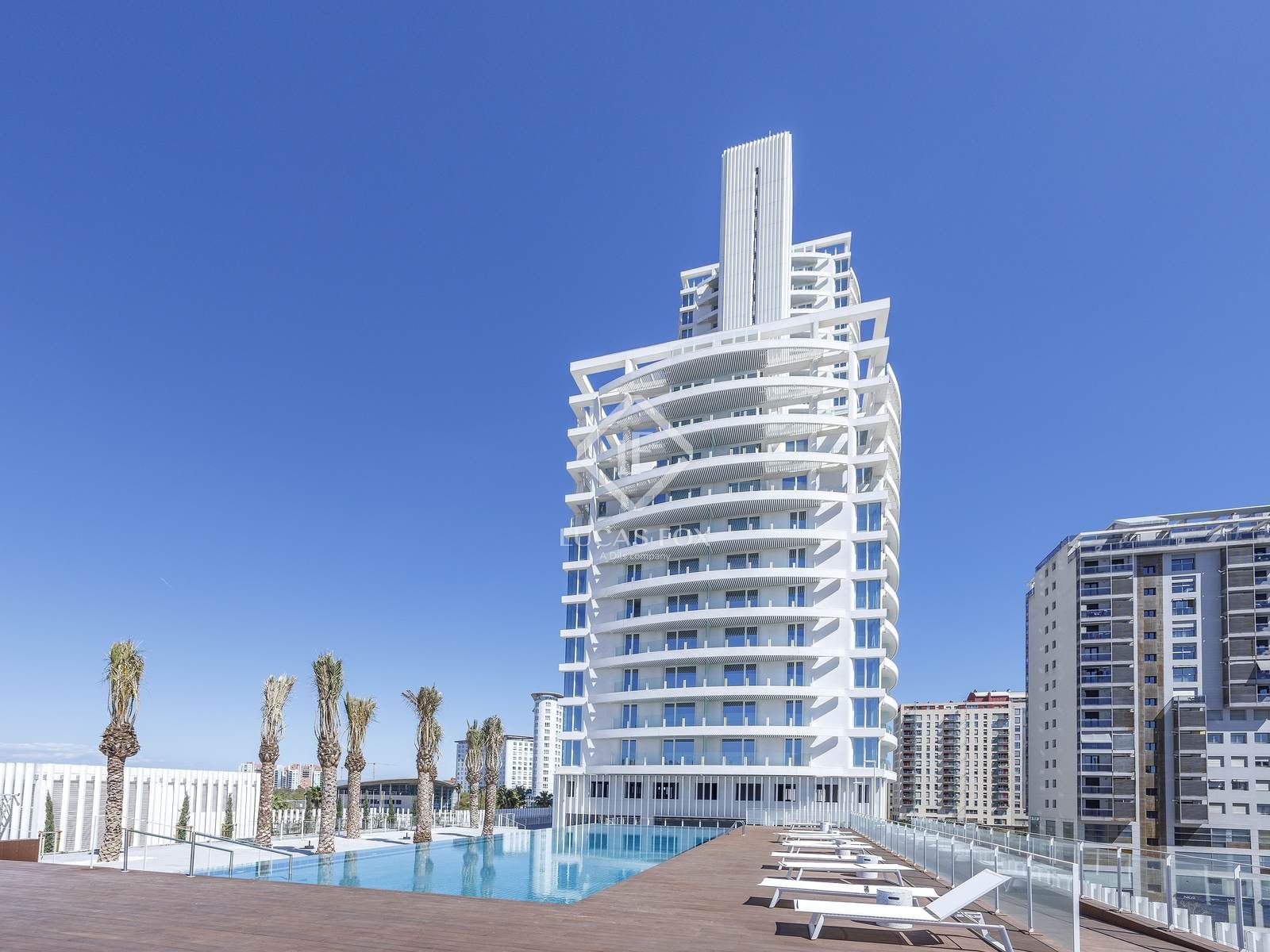 Exterior view of Flat for sale in  Valencia Capital  with Air Conditioner, Heating and Terrace