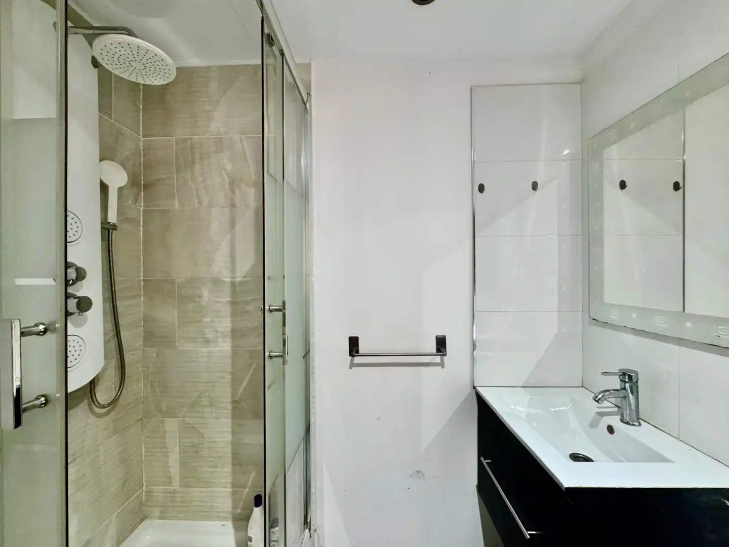 Baño de Ático en venta en El Prat de Llobregat con Aire acondicionado, Calefacción y Terraza